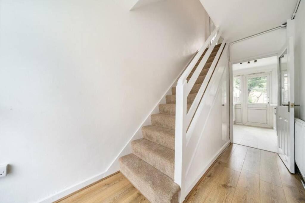 A Luxurious 3 Bed-Terrance House Villa Londen Buitenkant foto