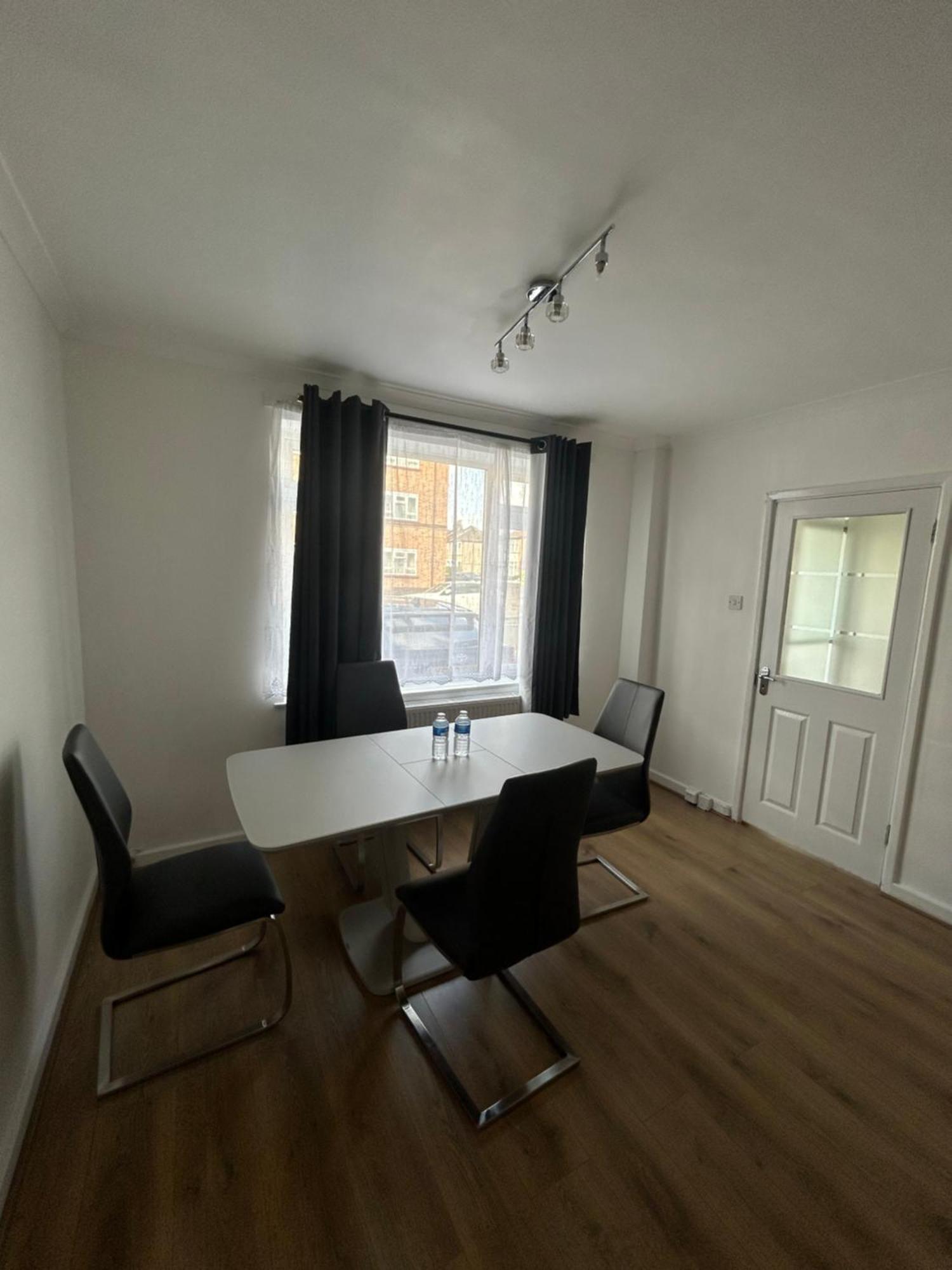 A Luxurious 3 Bed-Terrance House Villa Londen Buitenkant foto